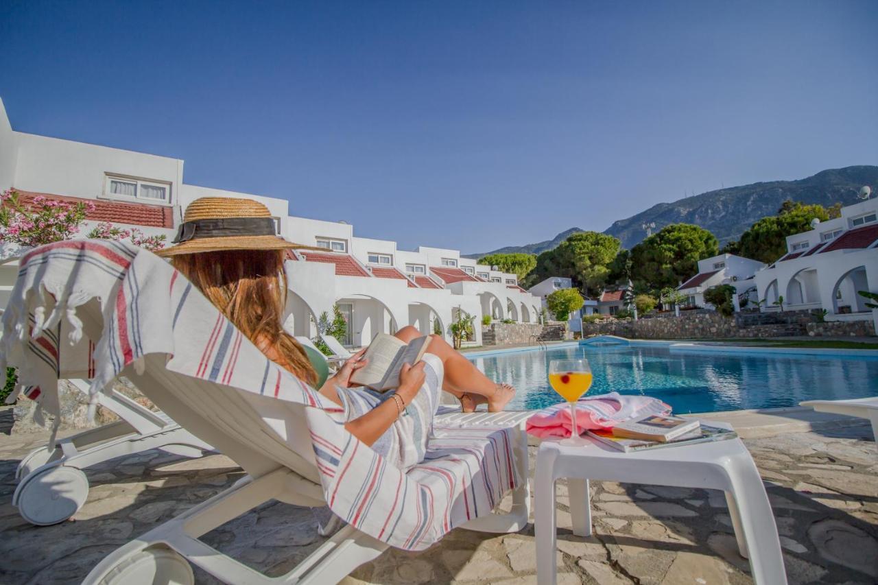 Club Lapethos Bungalow Кирения Экстерьер фото