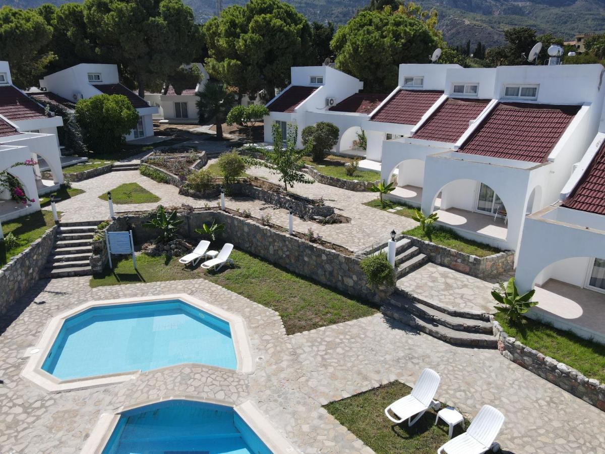 Club Lapethos Bungalow Кирения Экстерьер фото